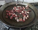 Foto del paso 2 de la receta Paella de pulpo y gambas
