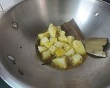 A picture of step 2 of Mochar Ghonto with Black Chana.