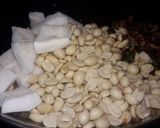 A picture of step 3 of Peanuts chutni.