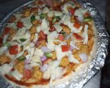 A picture of step 3 of Smoked chicken tikka flavour pizza 🍕🍕🍕🍕😋😋😋😋.