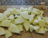 Foto del paso 1 de la receta Tortilla de cebolla, patata y pimiento Verde