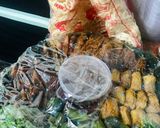 Foto langkah ke 4 dari resep Nasi Liwet Kompliiit (Ide Menu Pelengkap Nasi Liwet).