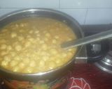 A picture of step 2 of Chole bhature.