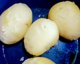 आलू के पराठे (Aloo ke Parathe recipe in Hindi) रेसिपी चरण 1 फोटो