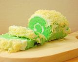 Foto langkah ke 9 dari resep Bolu Gulung Pandan Keju.