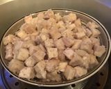 A picture of step 2 of Taro Sweet Rice Cake for the New Year.