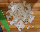 Foto del paso 4 de la receta: Empanadas vegetarianas de "no pollo", huevo y aceitunas