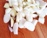 A picture of step 2 of Boeuf Bourguignon.