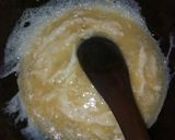 A picture of step 2 of Egg and cheddar toasted sandwich.