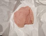 Une image de l'étape 1 de Petti di pollo al limone.