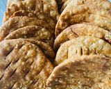 A picture of step 7 of Wheat flour farsi puri.