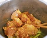 Hình bước làm 4 của món Cà ri gà
