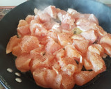Foto del paso 2 de la receta: Cuscús con pollo, verduras y soja