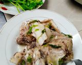 Hình bước làm 1 của món Xương đầu hầm sà lách son