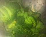 A picture of step 2 of Steam, Fried Broccoli#themechallenge.