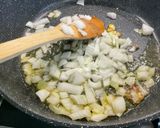 A picture of step 9 of Vegetable and Bacon Soup with Spices.