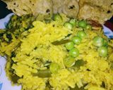 A picture of step 2 of Peas methi Pulao.