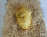 Foto del paso 13 de la receta: Bomba de papa al horno con el puré de cebolla y relleno de queso