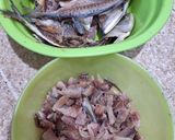 Foto langkah ke 2 dari resep Ikan Asin Peda - masak santan pecah minyak.