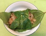 Hình bước làm 3 của món Bì nem thính nắm