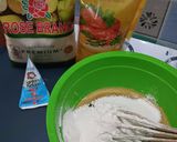 Foto langkah ke 4 dari resep Bolu kukus gula merah santan.
