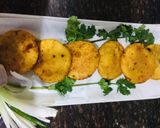 A picture of step 7 of Onions-Potatoes  Kachoris.