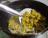 A picture of step 2 of Hyderabadi Paalak Ki Pakodi.