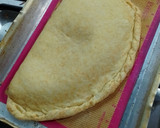 Foto del paso 4 de la receta: Empanada XXL🤩🥟lomito ahumado y queso dambo