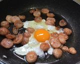 A picture of step 4 of Fried Rice with Egg and Chinese Sausage.