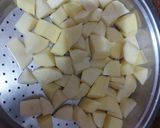A picture of step 1 of Aloo Pyaz ki Sabzi.