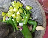Foto langkah ke 6 dari resep Sambal Ijo Asli Padang-Level Pedas Sedang.