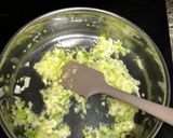 Foto del paso 2 de la receta: Paella con calamares y judías verdes