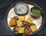 A picture of step 5 of Paneer Shashlik.