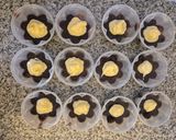 Foto langkah ke 5 dari resep Bolu Ketan Hitam Keju Lumer.