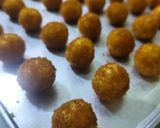 Foto langkah ke 3 dari resep Palm Cheese Cookies.