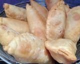 Foto langkah ke 4 dari resep Pastel isi wortel kentang telur.