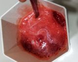 Foto langkah ke 2 dari resep Strawberry Cokcrok.