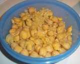 Foto del paso 1 de la receta: Garbanzos refritos con dátiles
