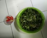 Foto langkah ke 2 dari resep Tumis kangkung.