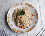 Foto langkah ke 4 dari resep Nasi goreng daun jeruk.