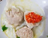 Foto langkah ke 5 dari resep Pangsit kuah.