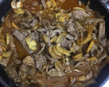 A picture of step 6 of Beef stroganoff.