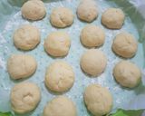 Foto langkah ke 6 dari resep Donat Lembut Tanpa Kentang.