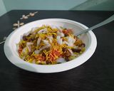 A picture of step 3 of Gujarati Bhel.