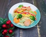 Hình bước làm 4 của món Mì Ý (Spaghetti) Xúc Xích