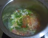 A picture of step 2 of Sweet corn soup.