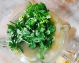 Foto del paso 4 de la receta: Pollo en salsa verde de tomatillo