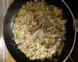 Foto del paso 2 de la receta: Tortilla de setas con jamón con base de tomates al horno