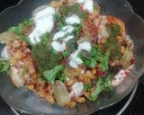 A picture of step 7 of Bhalla Papadi Chaat.