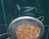 Foto langkah ke 2 dari resep 112. Sambal teri.